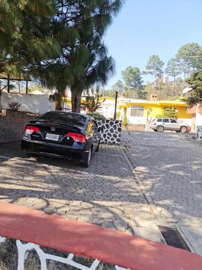 Hotel Kasa Kamelot Las Rosas Quetzaltenango Zewnętrze zdjęcie