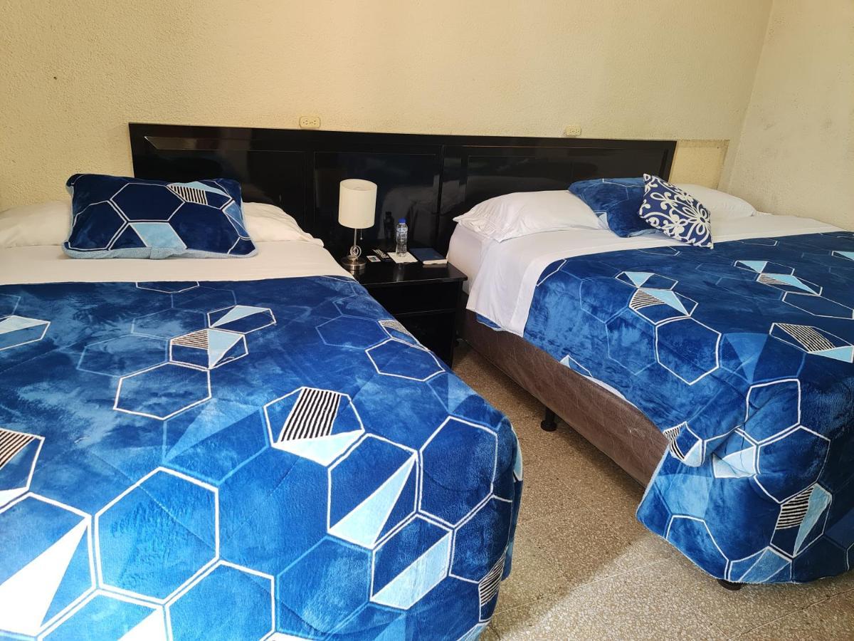 Hotel Kasa Kamelot Las Rosas Quetzaltenango Zewnętrze zdjęcie